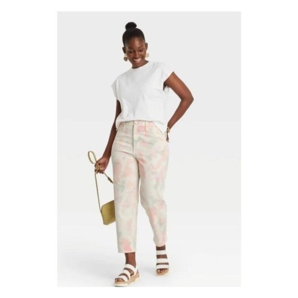 Universal Thread Jeans 16 / 33R Vintage Straight Watercolor Floral Denim